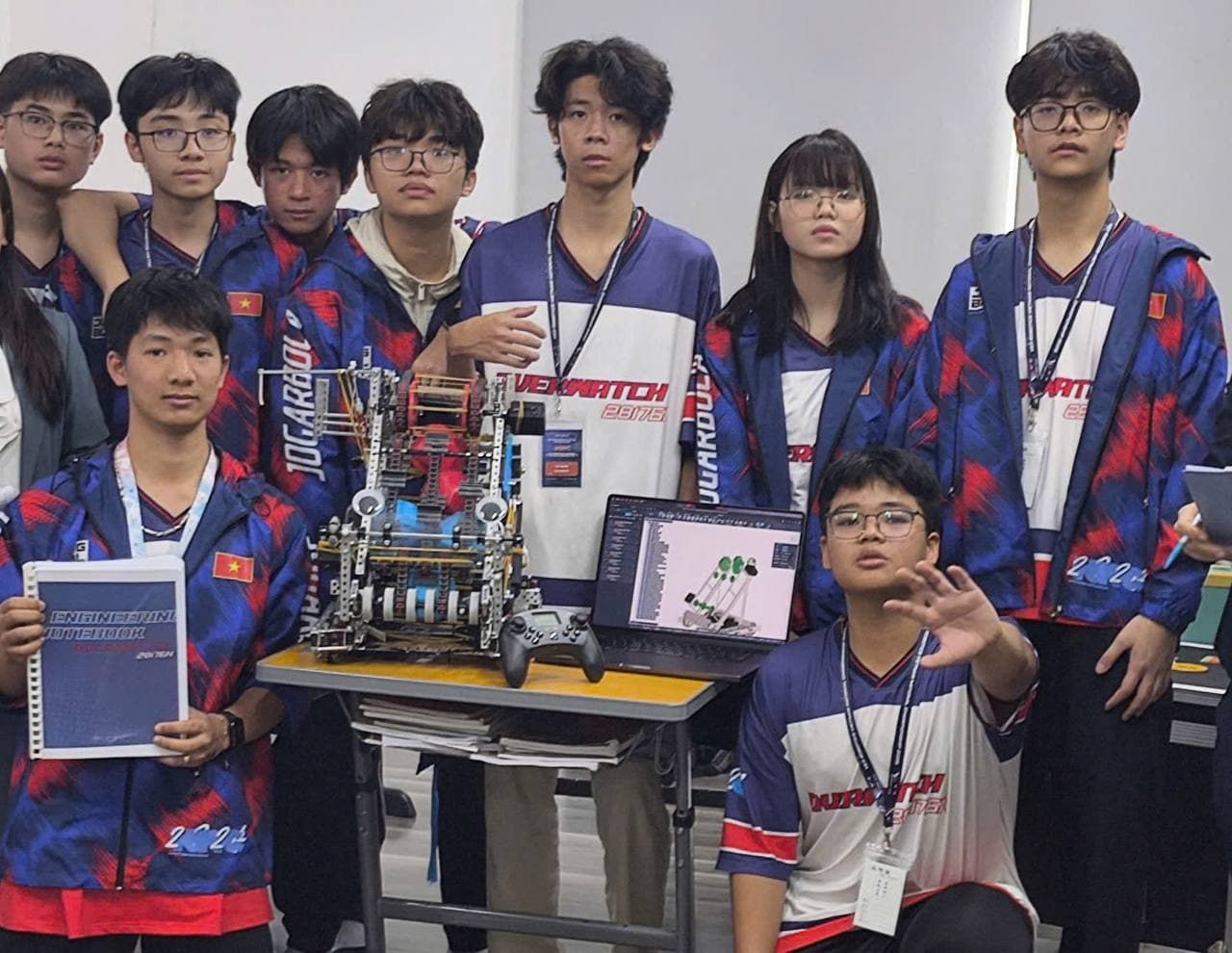In the workshop — robot, code and the engineering notebook